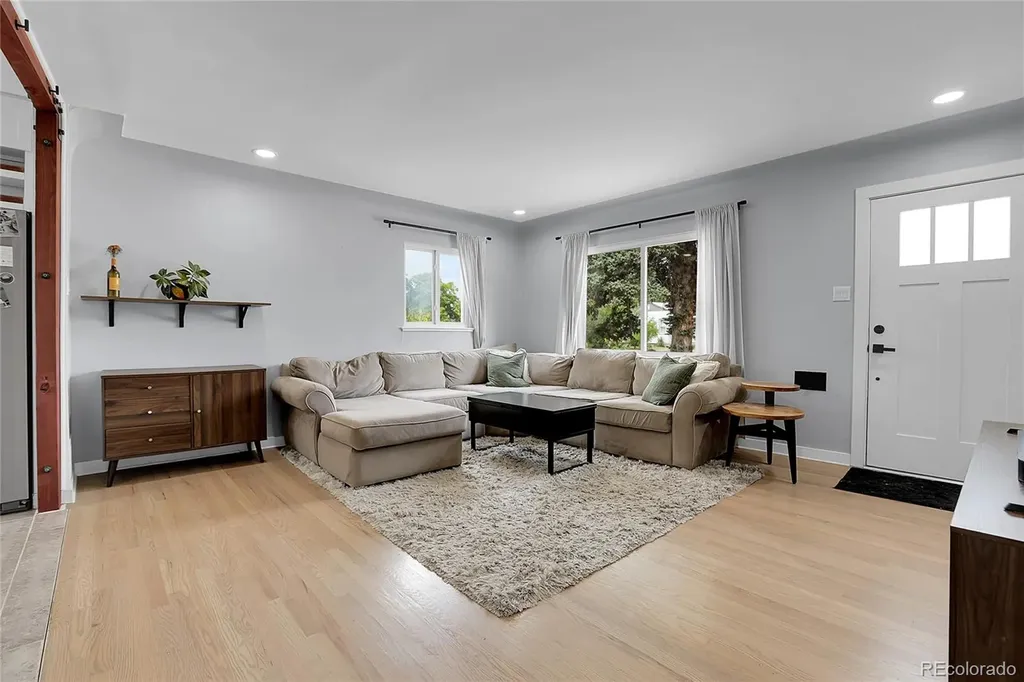 751 S Umatilla Way Denver CO 80223