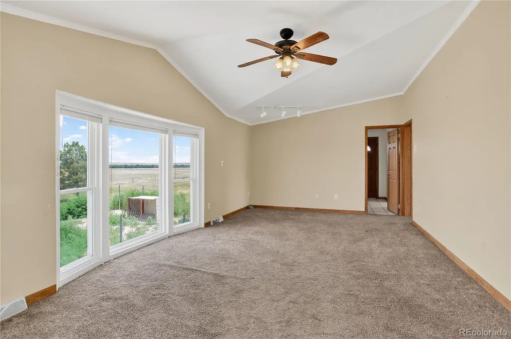 2406 Horrogate Road Byers CO 80103