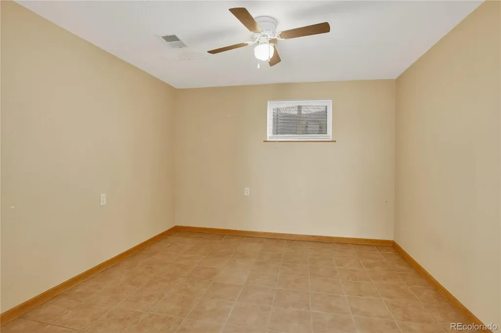 2406 Horrogate Road Byers CO 80103