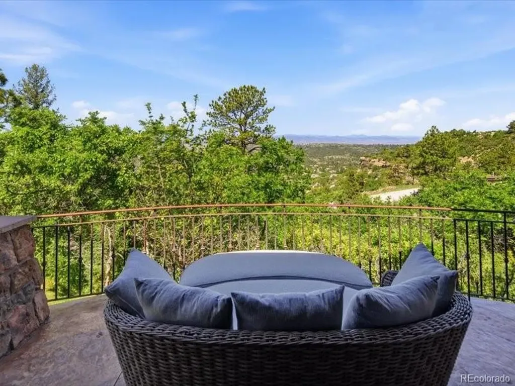602 Cliffgate Lane Castle Rock CO 80108