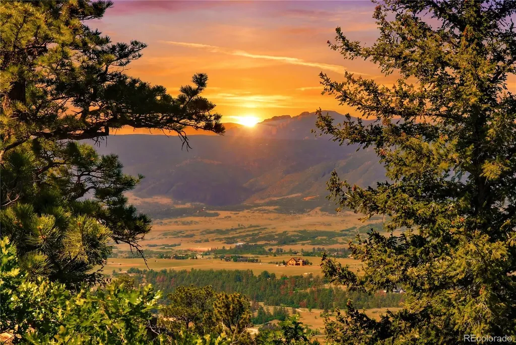 602 Cliffgate Lane Castle Rock CO 80108