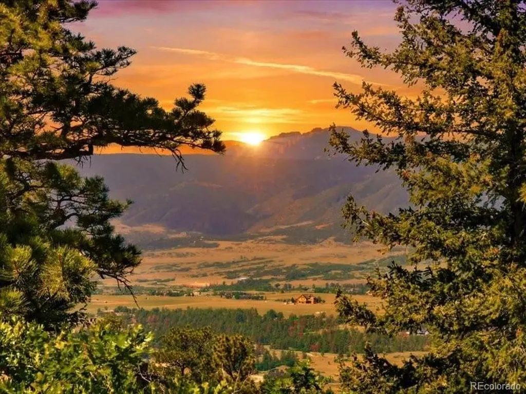 602 Cliffgate Lane Castle Rock CO 80108