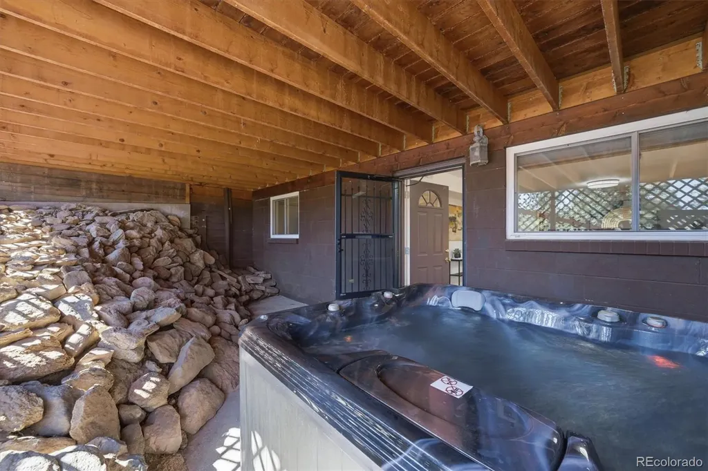 8969 Hillview Road Morrison CO 80465