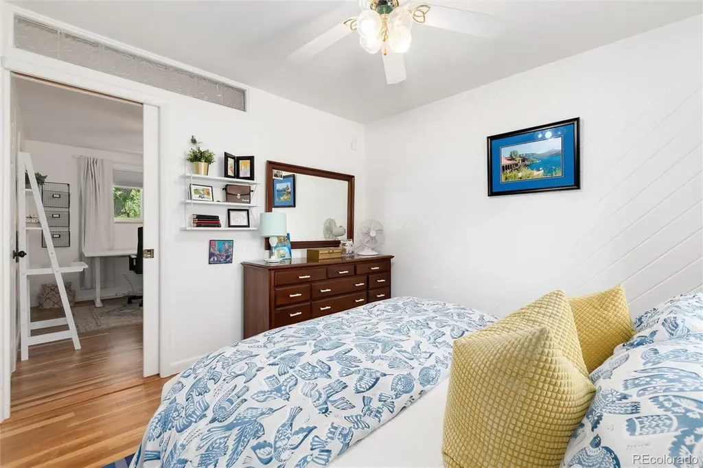 7175 S Penrose Court Centennial CO 80122