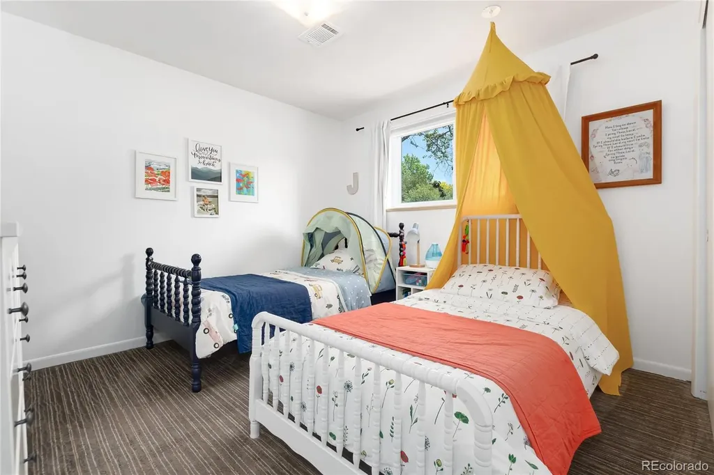7175 S Penrose Court Centennial CO 80122