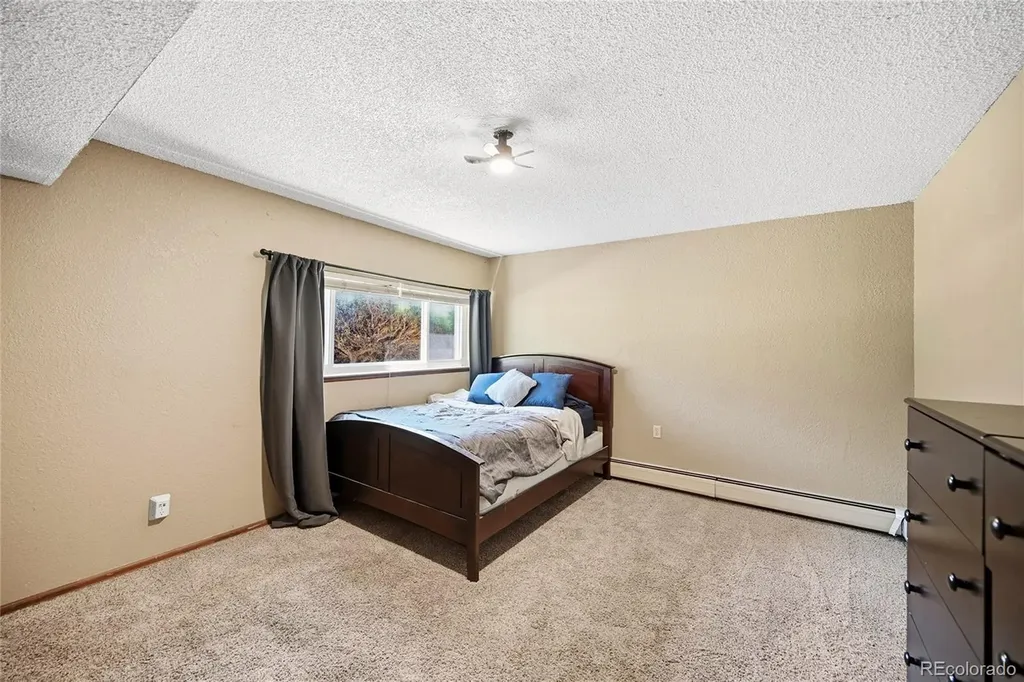 2801 W Davies Drive Littleton CO 80120