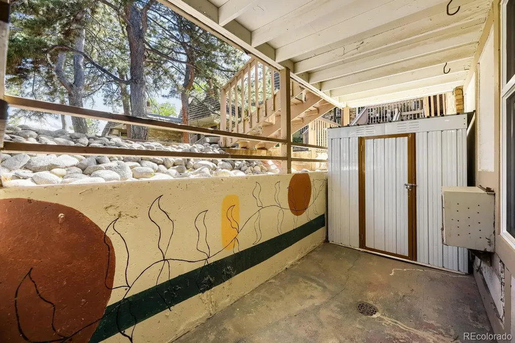 2190 S Holly Street Denver CO 80222