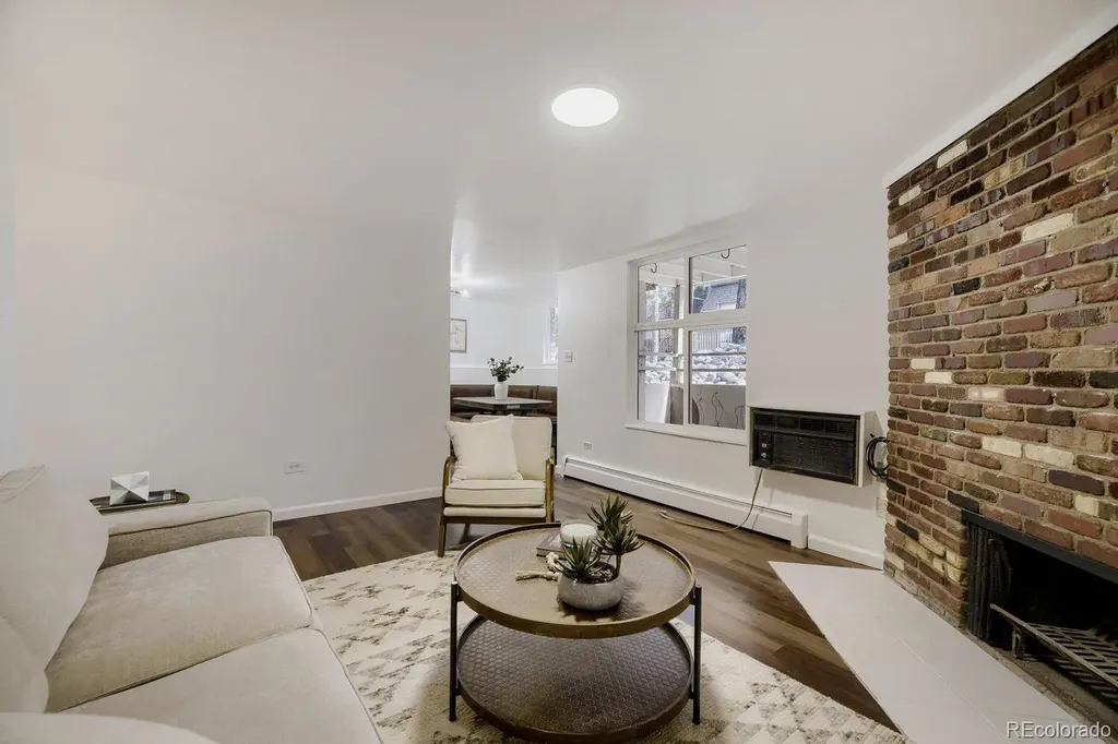 2190 S Holly Street Denver CO 80222