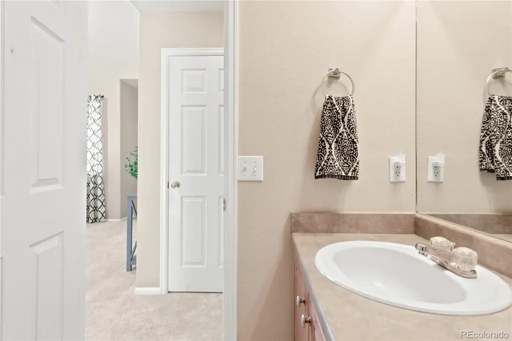 7466 S Norfolk Street Aurora CO 80016