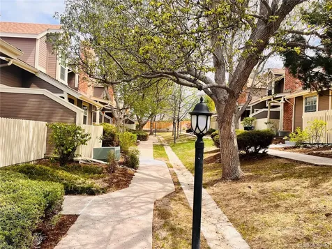 1990 S Helena Street Aurora CO 80013