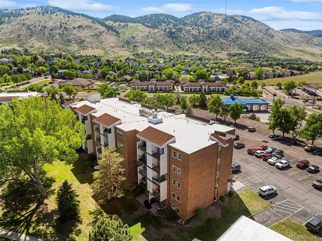 1200 Golden Circle Golden CO 80401