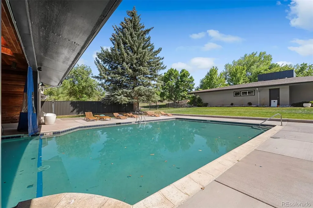 1200 Golden Circle Golden CO 80401