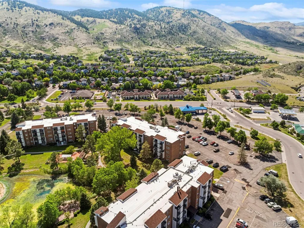 1200 Golden Circle Golden CO 80401