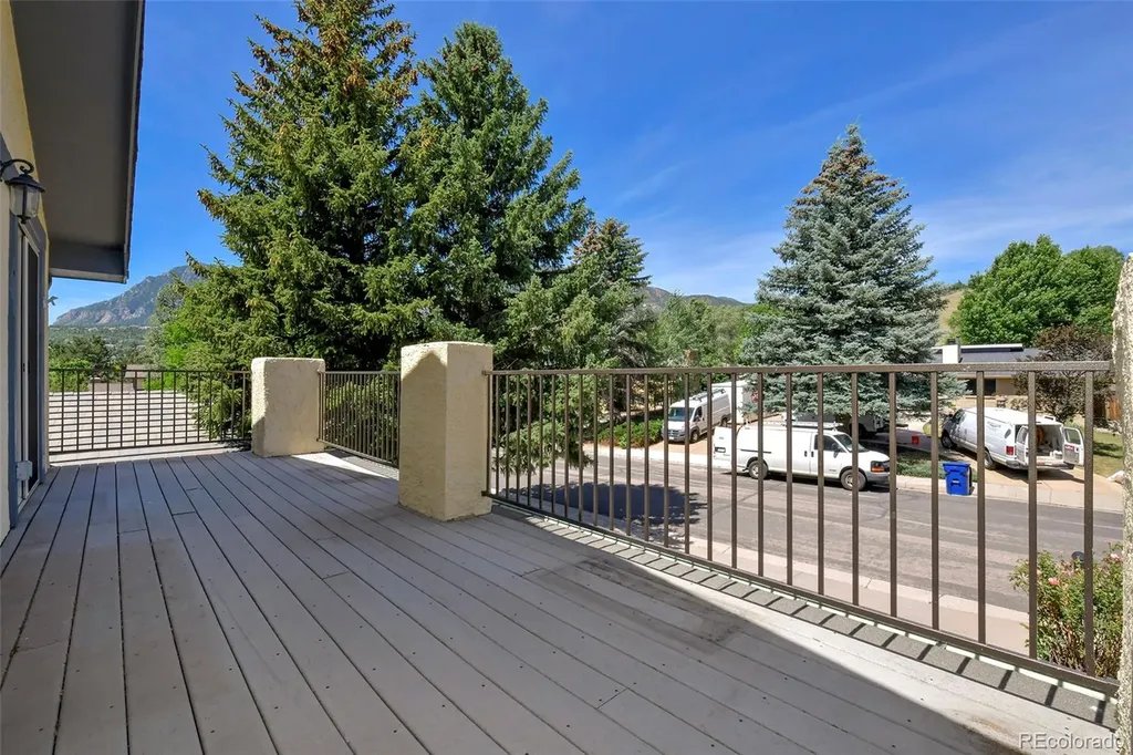 160 Clubridge Place Colorado Springs CO 80906