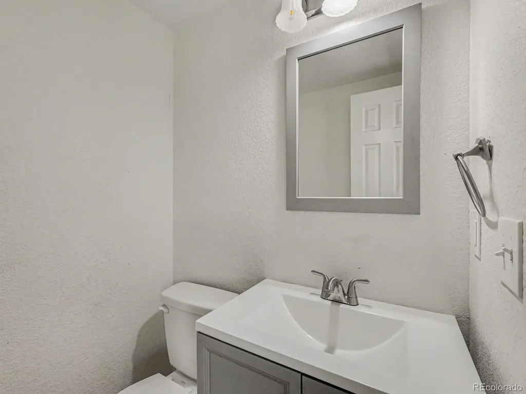 14420 E Radcliff Drive Aurora CO 80015