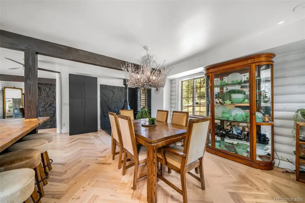 986 Apache Road Florissant CO 80816