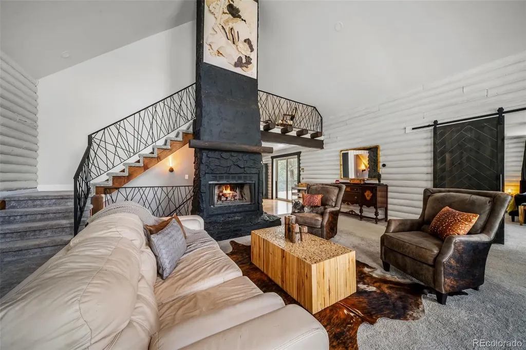 986 Apache Road Florissant CO 80816
