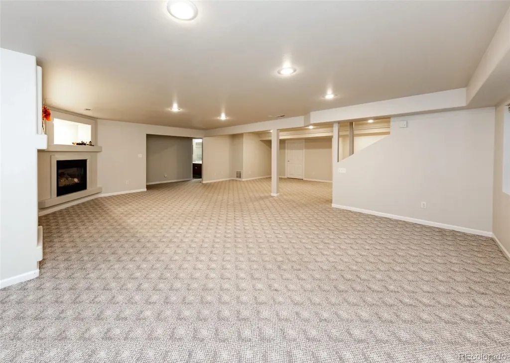 9506 Hollydale Court Colorado Springs CO 80920
