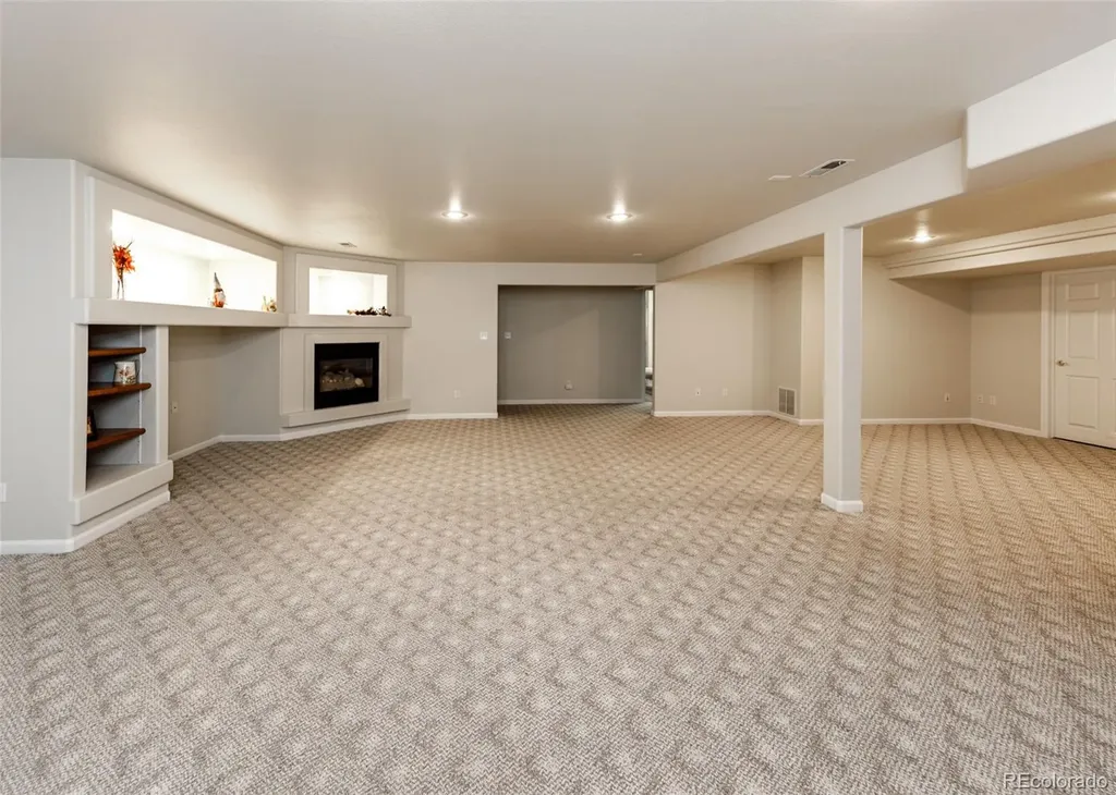 9506 Hollydale Court Colorado Springs CO 80920