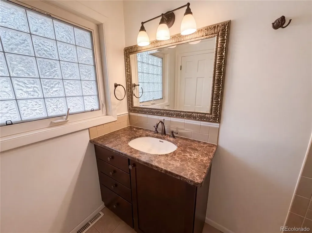 1741 S Krameria Way Denver CO 80224