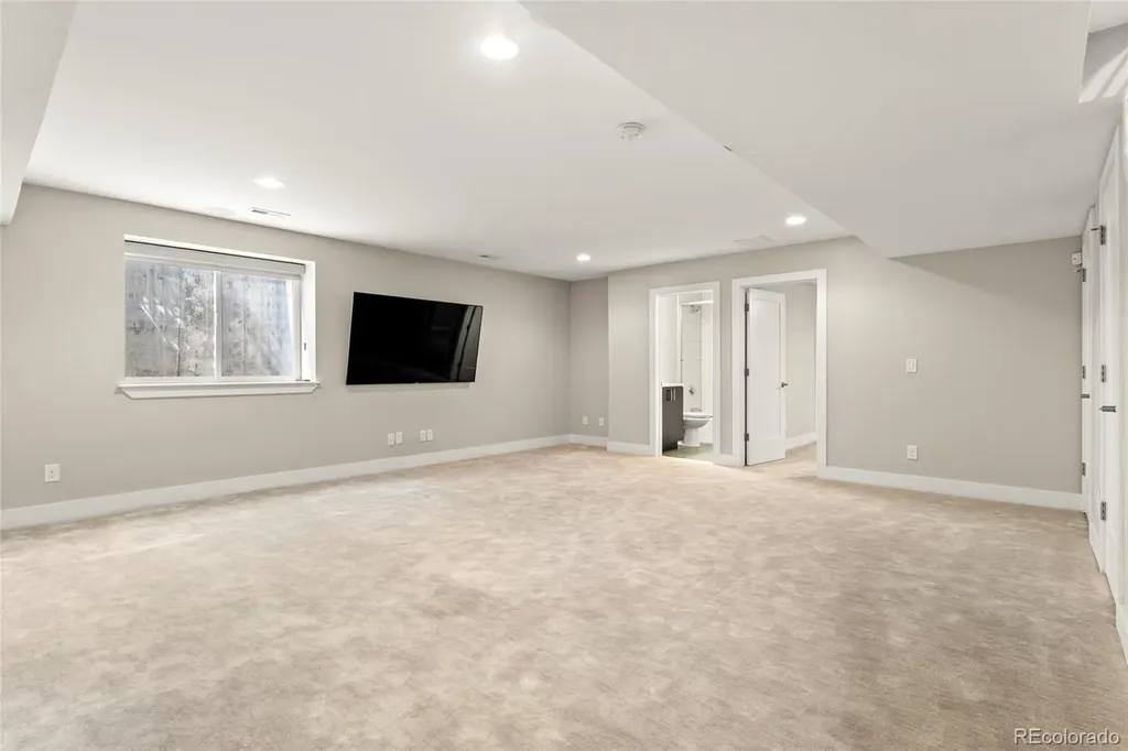 3123 Vallejo Street Denver CO 80211