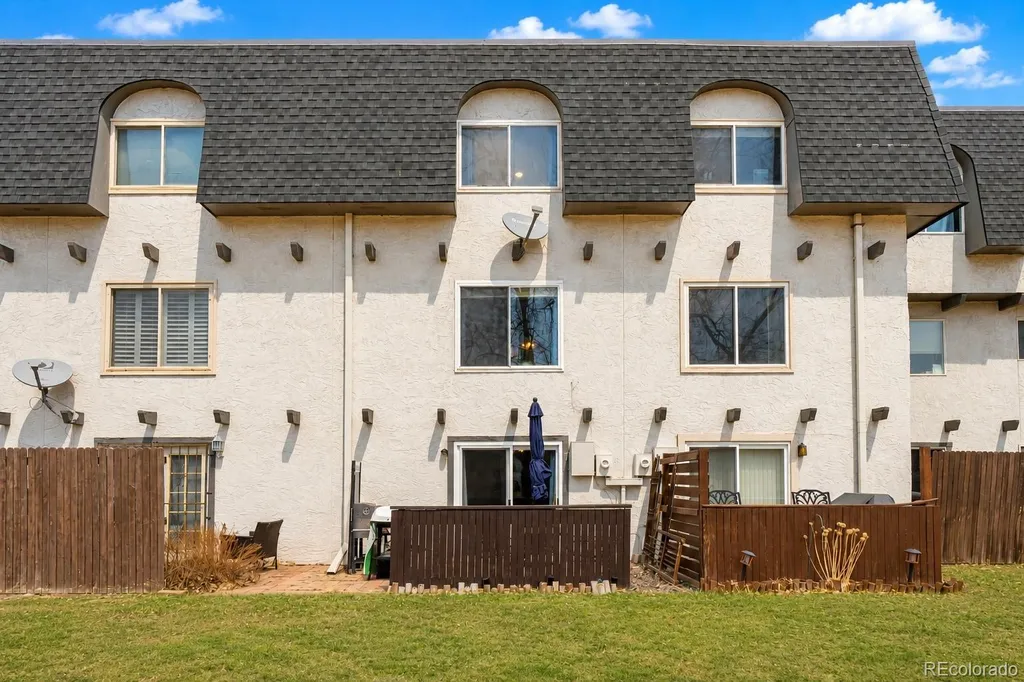 488 E Highline Circle Centennial CO 80122