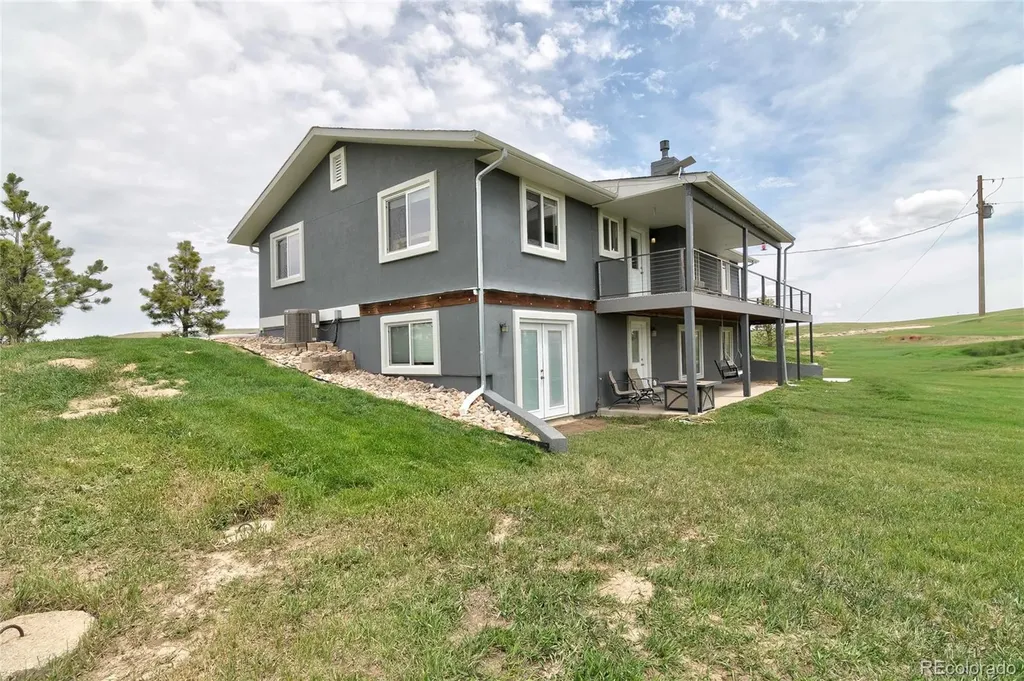 4531 Best Road Larkspur CO 80118
