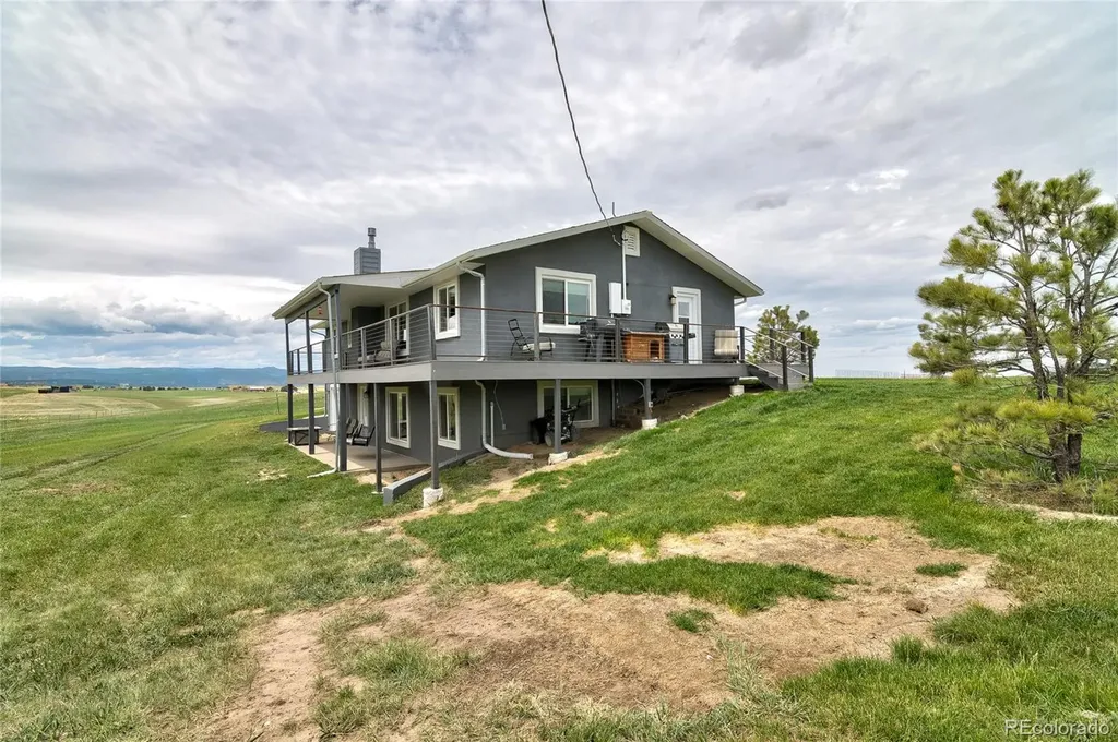 4531 Best Road Larkspur CO 80118