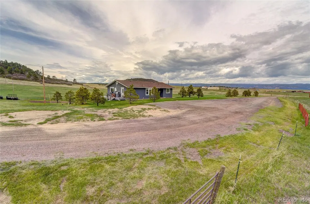 4531 Best Road Larkspur CO 80118