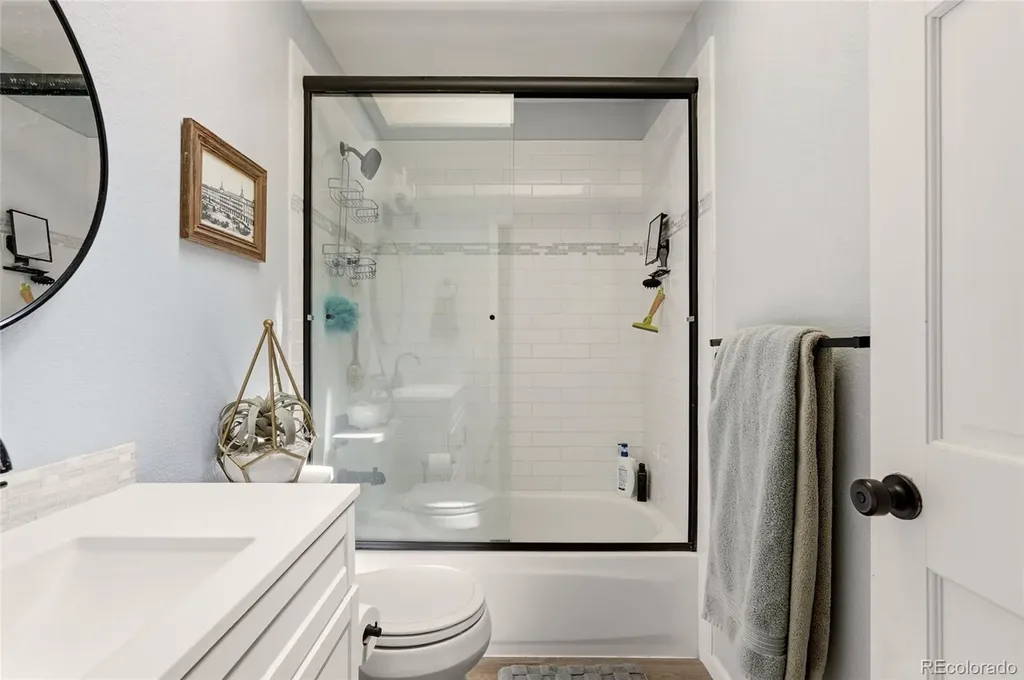 7600 S Monaco Way Centennial CO 80112
