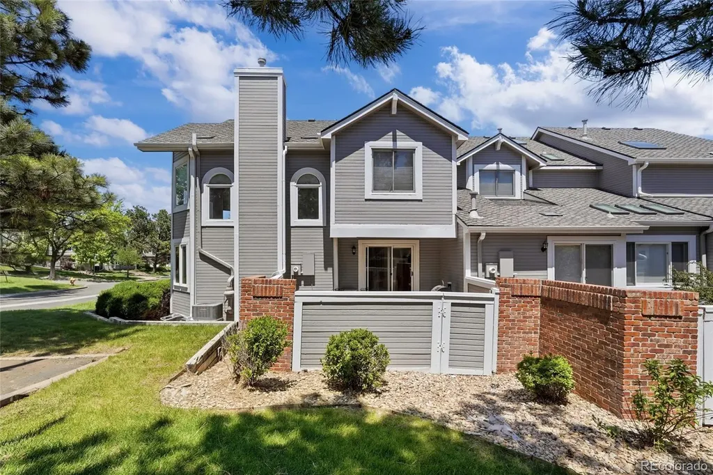 7600 S Monaco Way Centennial CO 80112