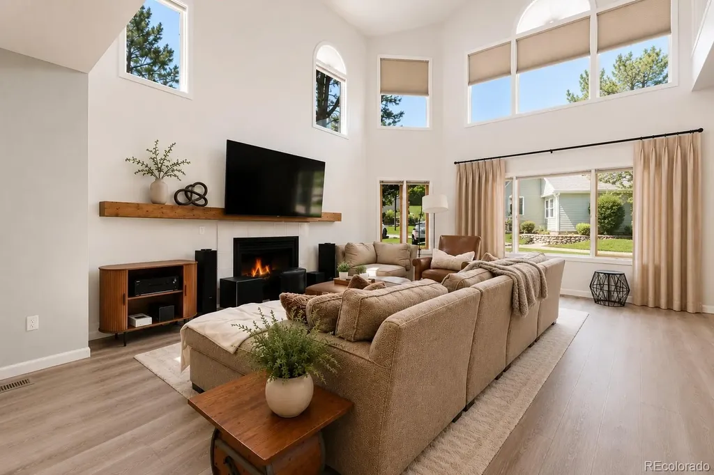 7600 S Monaco Way Centennial CO 80112
