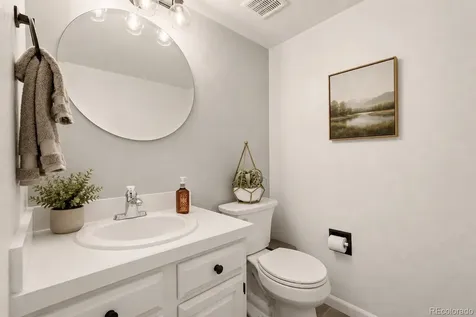 7600 S Monaco Way Centennial CO 80112