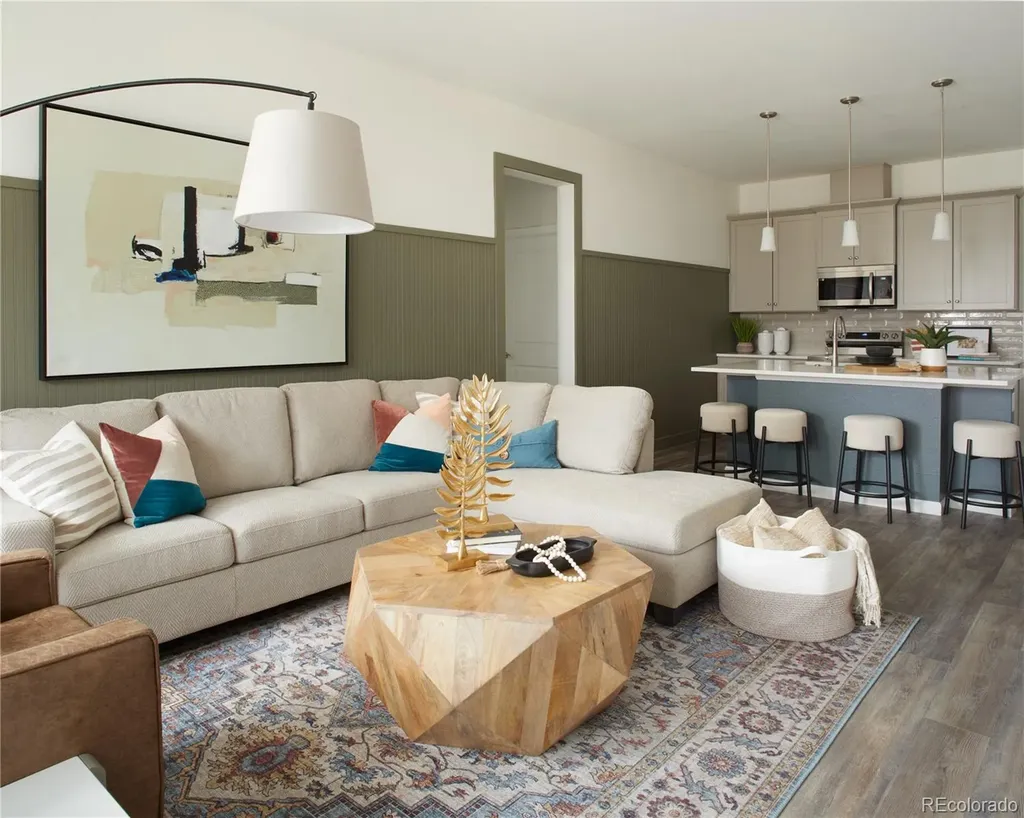 6153 N Ceylon Street Denver CO 80249