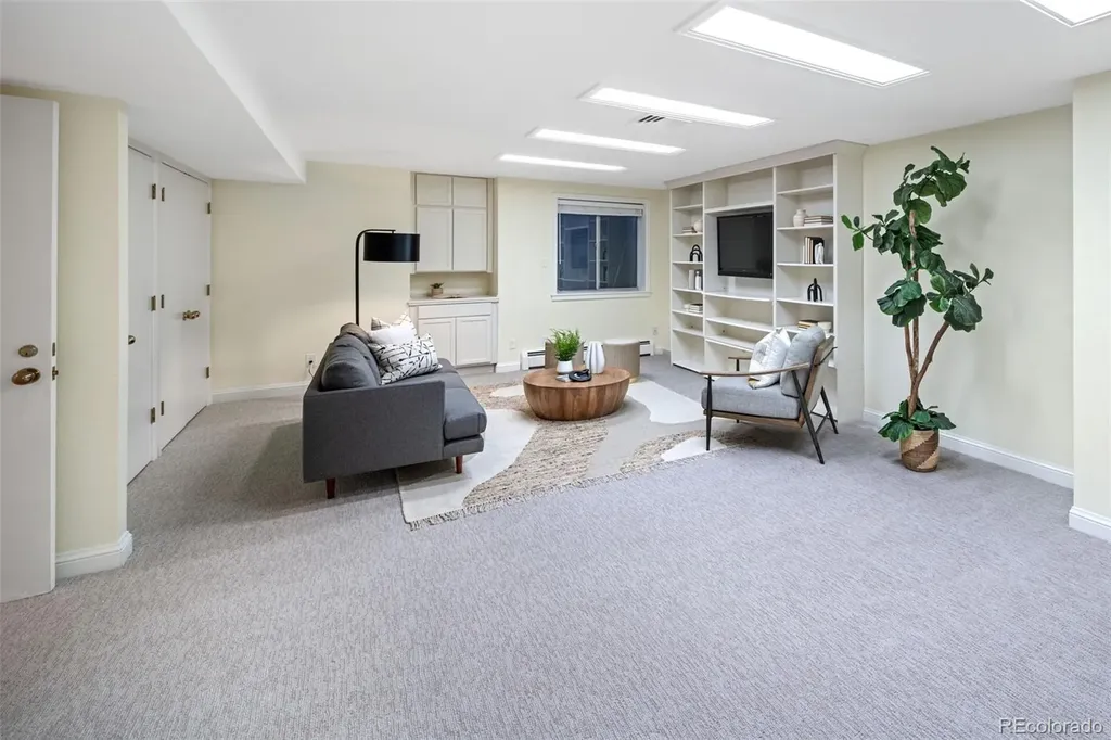 2552 E Alameda Avenue Denver CO 80209