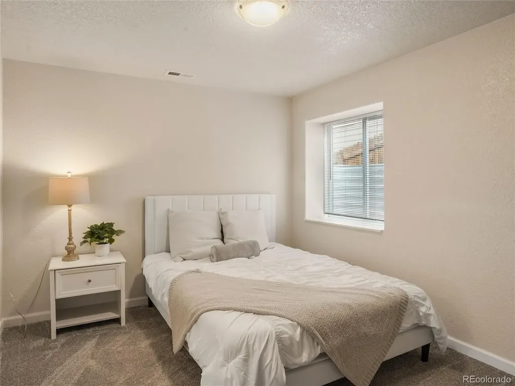 5978 Cumbre Vista Way Colorado Springs CO 80924