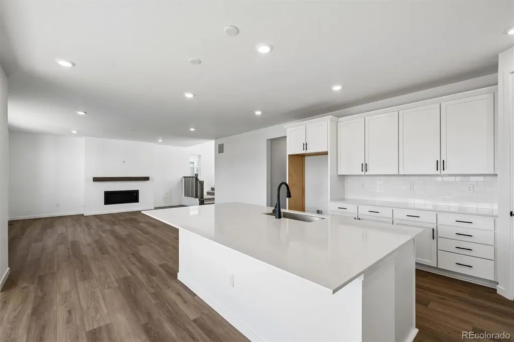 25060 E 42nd Avenue Aurora CO 80019