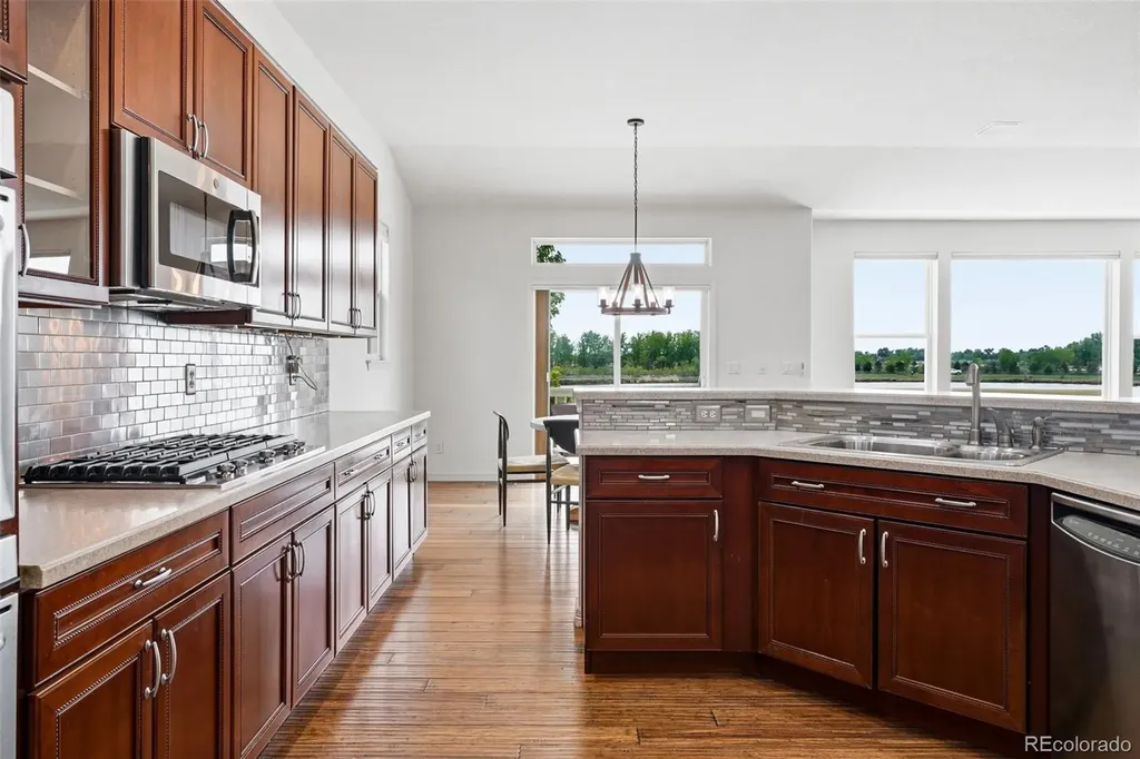 1744 Edgewater Place Longmont CO 80504