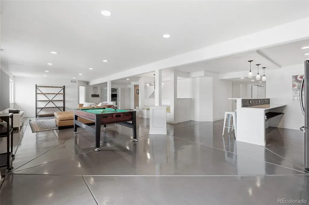 1744 Edgewater Place Longmont CO 80504