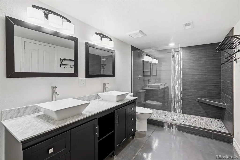 1744 Edgewater Place Longmont CO 80504