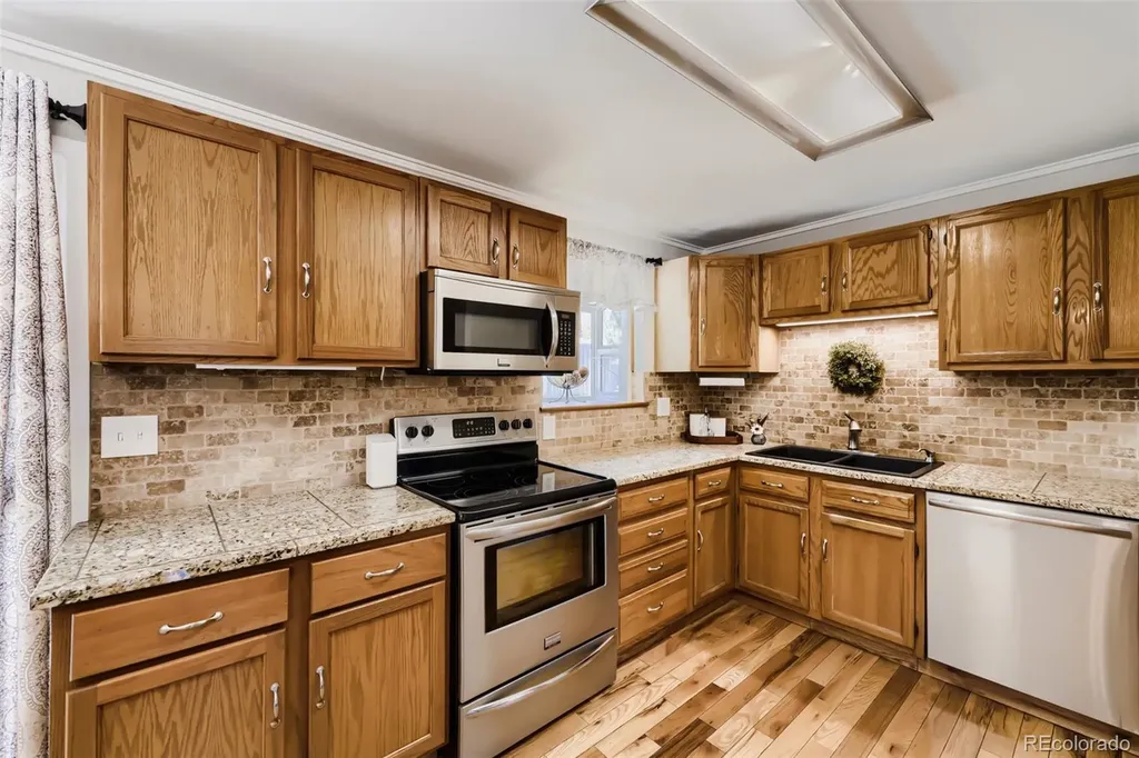 6221 S Ash Circle W Centennial CO 80121