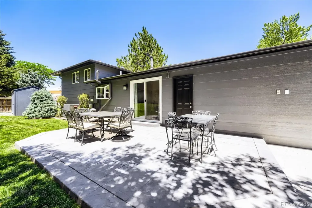 6221 S Ash Circle W Centennial CO 80121
