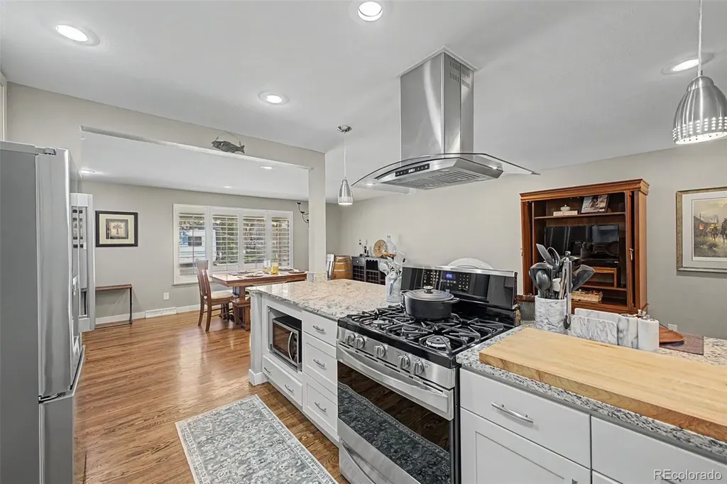 1786 S Cape Street Denver CO 80232