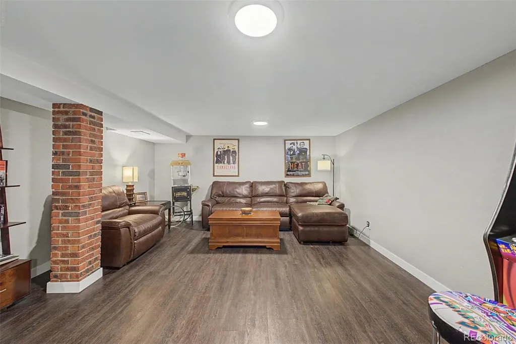 1786 S Cape Street Denver CO 80232