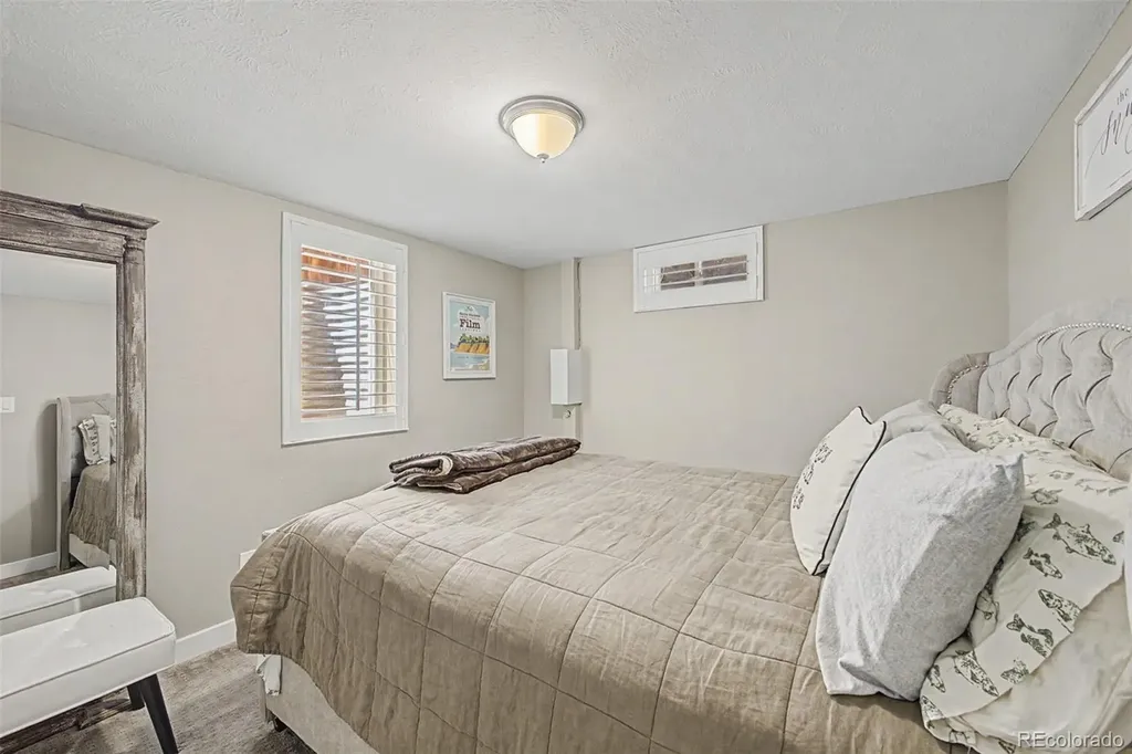 1786 S Cape Street Denver CO 80232