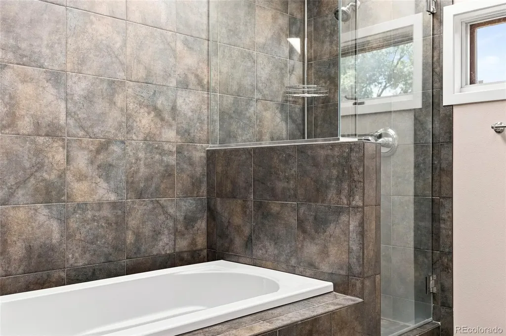 2962 Kalmia Avenue Boulder CO 80301