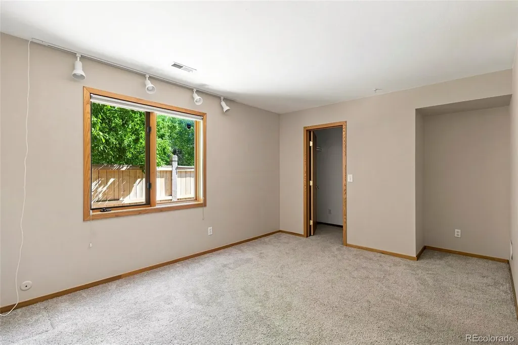 2962 Kalmia Avenue Boulder CO 80301