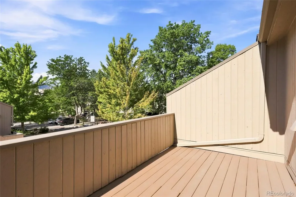 2962 Kalmia Avenue Boulder CO 80301