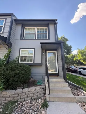 1881 Newland Court Lakewood CO 80214