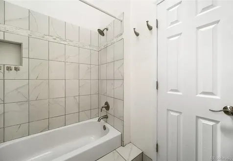 1881 Newland Court Lakewood CO 80214
